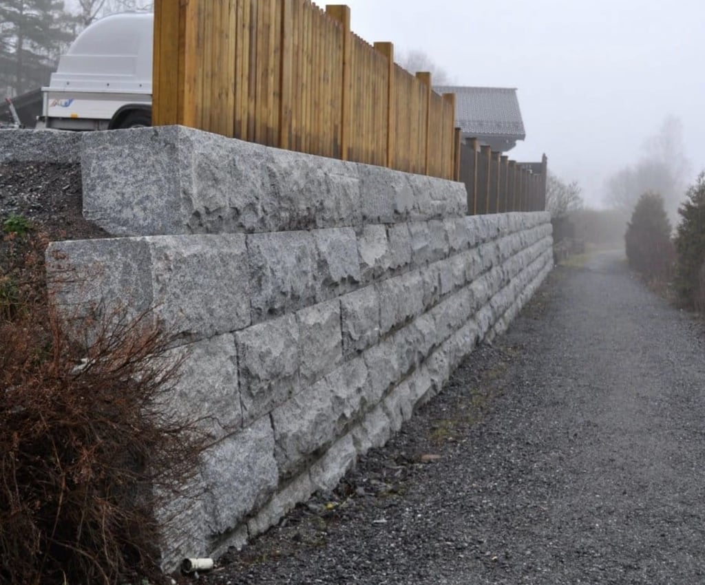 Støttemur Granitt