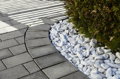 Dekorstein White Tromlet 25/40 mm 20 kg