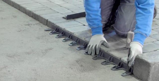 Plastkantstøtte